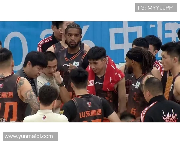 吉林男篮迎战山东西王力争主场胜利展现球队实力与斗志