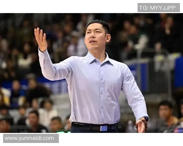 张庆鹏：从篮球场上的拼搏者到人生舞台的奋斗者的励志故事